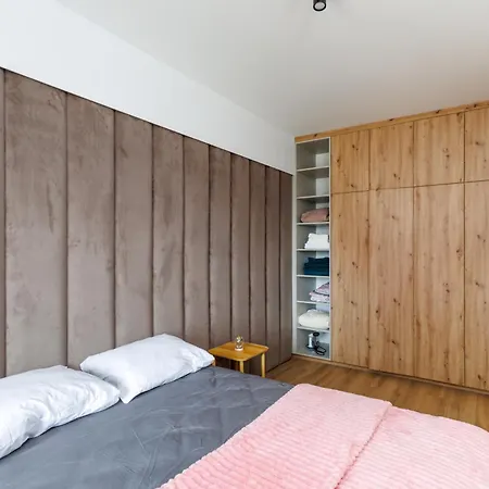 Spodek 1-2-3 Pokojowy Katowice