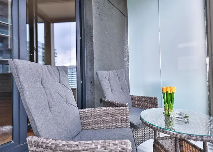 Spodek 1-2-3 Pokojowy 카토비체